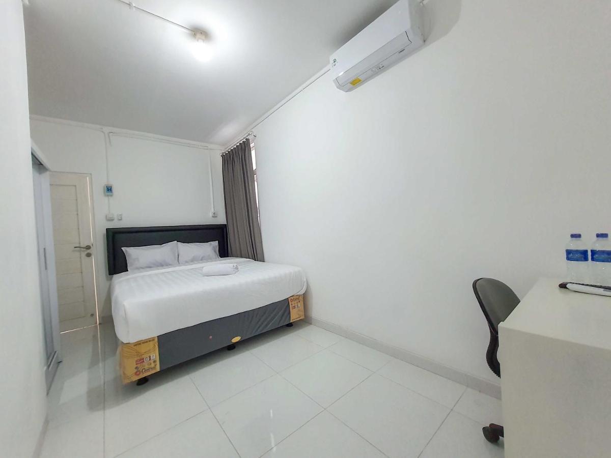 RedDoorz Syariah at Jalan Godean Hotel Ngabean Bagian luar foto